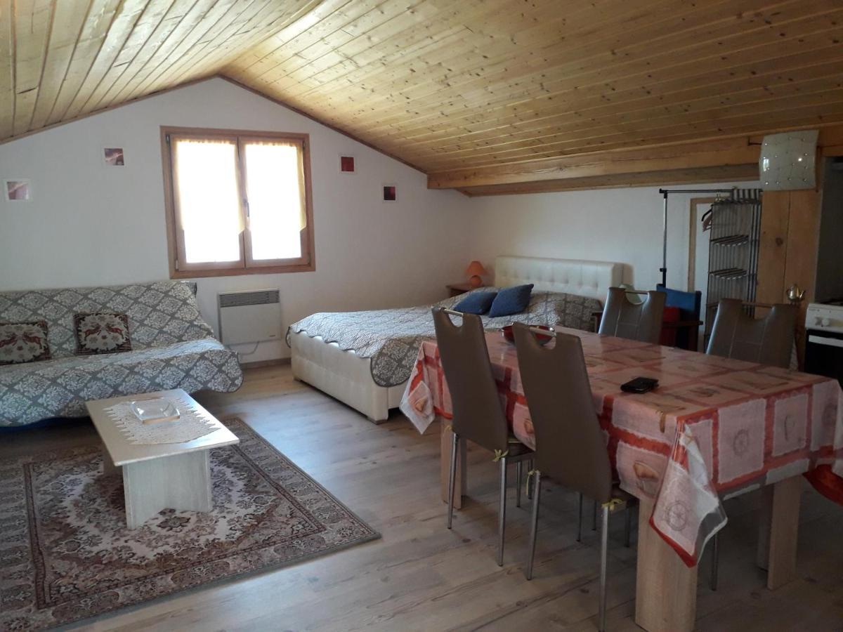 Appartement Nicole Бенковац Екстериор снимка